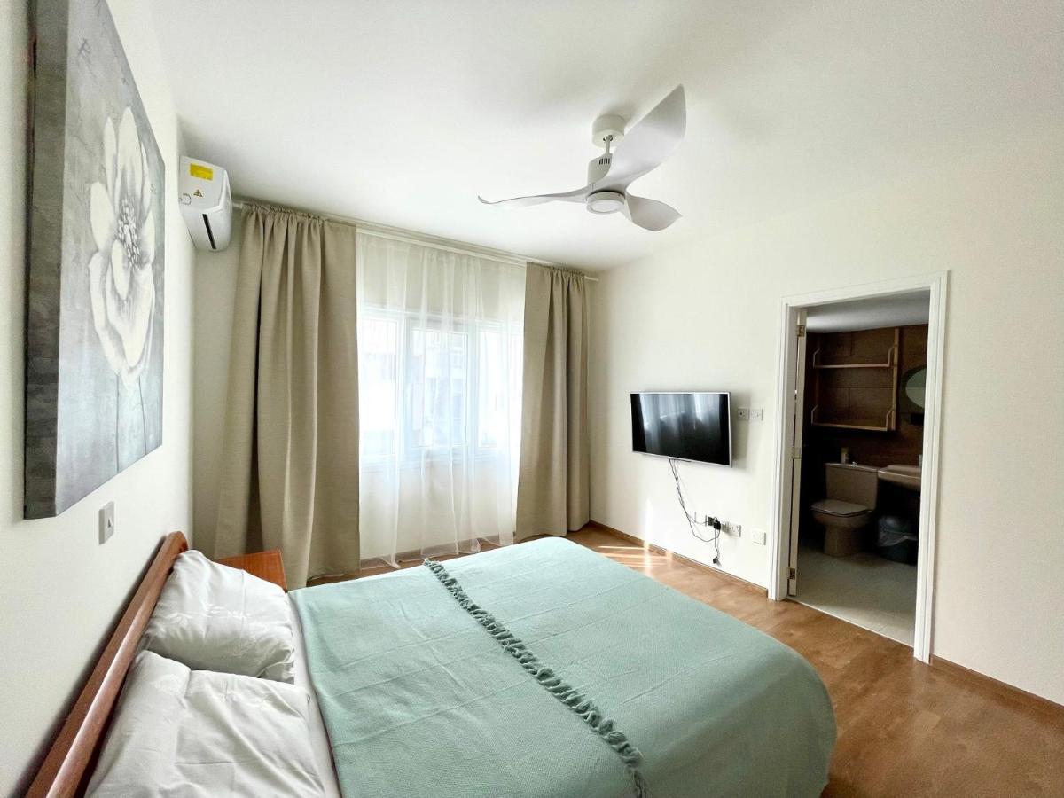 Apartment 100 M To The Sea La Vie 3 Bedroom Limassol